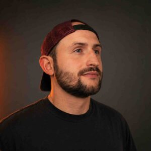 Robert Ciza Brings Warmth and Energy to Modern House Music