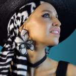 Amonita Returns to Enormous Tunes with ‘Neon Light’ EP